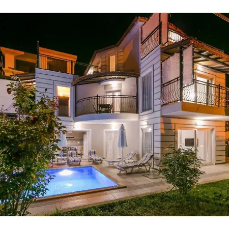 Hotel Ruya 3, Located In Kordere, 4*